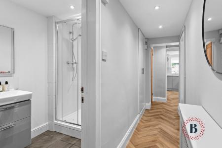 1 bedroom Apartment for sale in Willes Road, Leamington Spa