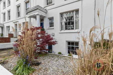 1 bedroom Apartment for sale in Willes Road, Leamington Spa