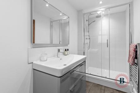 1 bedroom Apartment for sale in Willes Road, Leamington Spa