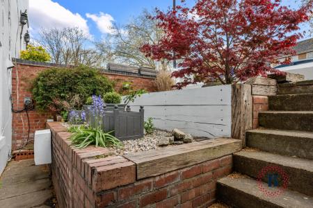 1 bedroom Apartment for sale in Willes Road, Leamington Spa