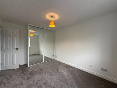 2 bedroom Flat to let in Frances Havergal Close, Leamington Spa, CV31