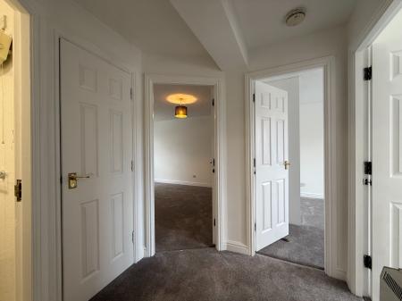 2 bedroom Flat to let in Frances Havergal Close, Leamington Spa, CV31