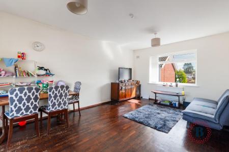 2 bedroom Apartment for sale in Arlington Avenue, Leamington Spa