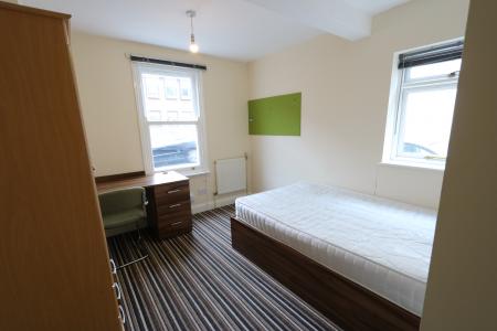 1 bedroom Flat to let in Oxford Street, Leamington Spa, CV32