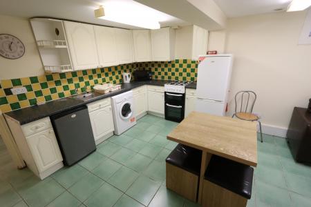 Oxford Street, Leamington Spa, CV32