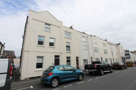 1 bedroom Flat to let in Oxford Street, Leamington Spa, CV32