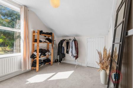 2 bedroom Semi-detached house for sale in Prospect Road, Leamington Spa