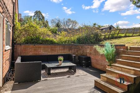 2 bedroom Semi-detached house for sale in Prospect Road, Leamington Spa