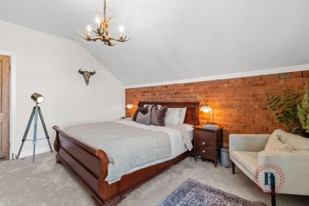 2 bedroom Semi-detached house for sale in Prospect Road, Leamington Spa