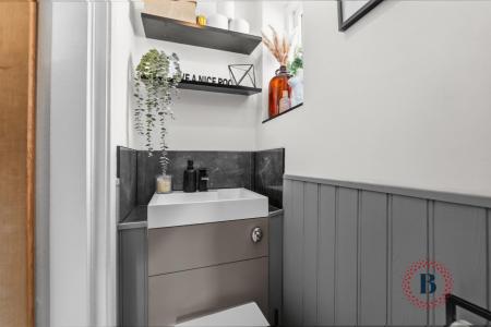 2 bedroom Semi-detached house for sale in Prospect Road, Leamington Spa