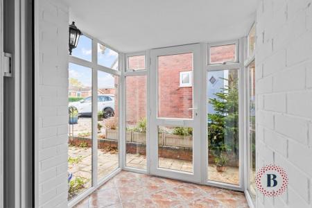 2 bedroom Semi-detached bungalow for sale in Court Close, Bishops Tachbrook, Leamington Spa