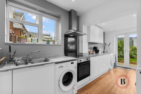 2 bedroom Semi-detached bungalow for sale in Court Close, Bishops Tachbrook, Leamington Spa