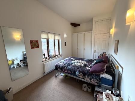 1 bedroom Flat to let in Bell Court, The Maltings, Lillington Ave, Leamington Spa, CV32