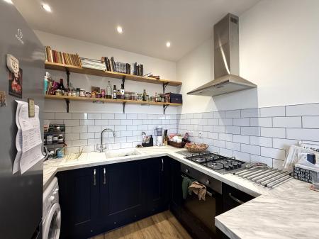 1 bedroom Flat to let in Bell Court, The Maltings, Lillington Ave, Leamington Spa, CV32