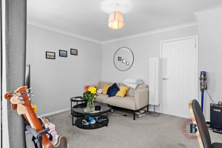 2 bedroom Semi-detached house for sale in Marlborough Drive, Sydenham, Leamington Spa