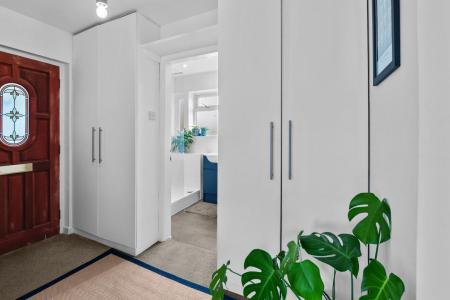 2 bedroom Apartment for sale in St. Johns Court, Warwick