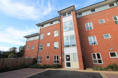 Andrews Close, Warwick