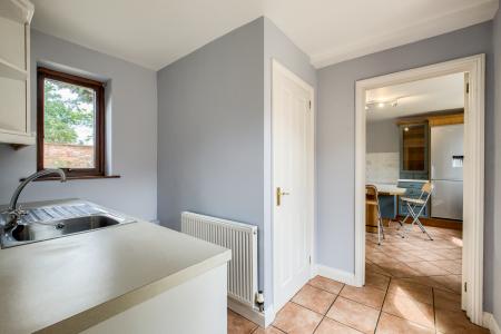 4 bedroom Detached house to let in Kenilworth Road, Leamington Spa, CV32