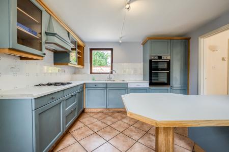 4 bedroom Detached house to let in Kenilworth Road, Leamington Spa, CV32