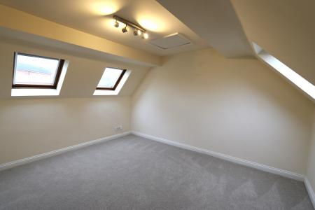 4 bedroom Detached house to let in Kenilworth Road, Leamington Spa, CV32