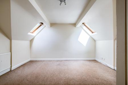 4 bedroom Detached house to let in Kenilworth Road, Leamington Spa, CV32