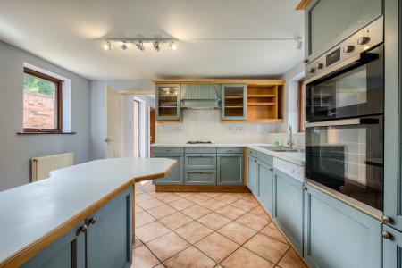 4 bedroom Detached house to let in Kenilworth Road, Leamington Spa, CV32