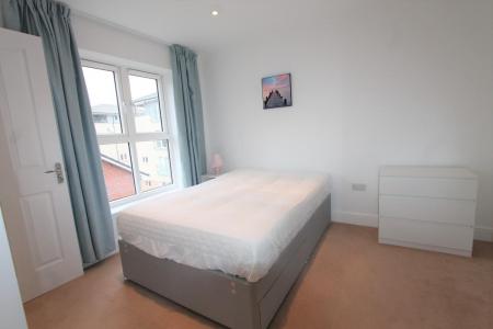 2 bedroom Apartment for sale in Andrews Close, Warwick