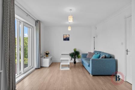 2 bedroom Apartment for sale in Andrews Close, Warwick