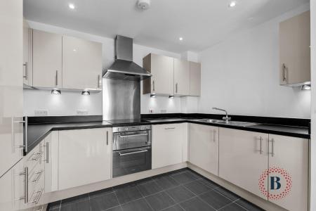 2 bedroom Apartment for sale in Andrews Close, Warwick