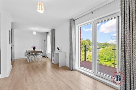 2 bedroom Apartment for sale in Andrews Close, Warwick
