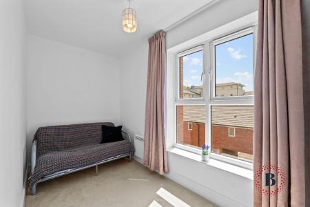 2 bedroom Apartment for sale in Andrews Close, Warwick