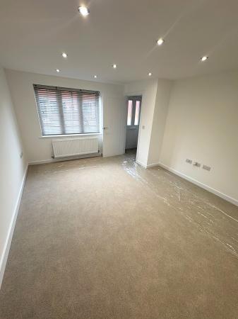 3 bedroom Semi-detached house to let in Glade Way, Bishops Tachbrook, CV33