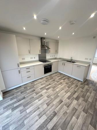 3 bedroom Semi-detached house to let in Glade Way, Bishops Tachbrook, CV33