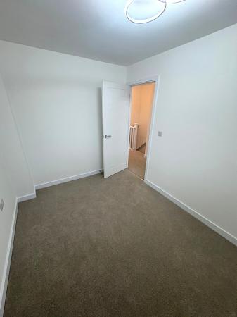 3 bedroom Semi-detached house to let in Glade Way, Bishops Tachbrook, CV33