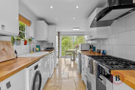 3 bedroom Semi-detached house for sale in Keytes Lane, Barford