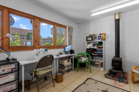 3 bedroom Semi-detached house for sale in Keytes Lane, Barford