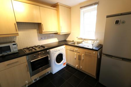 1 bedroom Flat to let in Ansell Court, Ansell Way, Saltisford Gat, Warwick, CV34