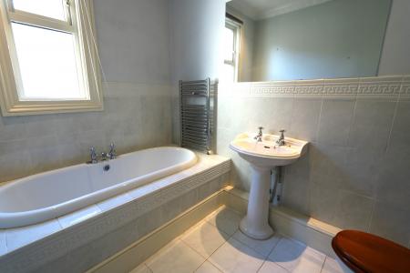 3 bedroom Duplex to let in Avenue Road, Leamington Spa, CV31
