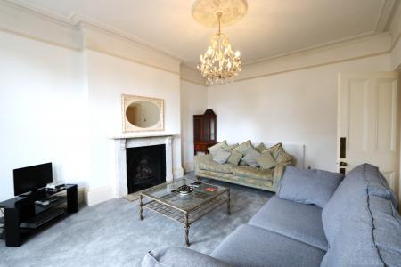3 bedroom Duplex to let in Avenue Road, Leamington Spa, CV31