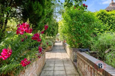 2 bedroom Cottage for sale in Cedar Tree Farm, Fosse Way, Radford Semele, Leamington Spa