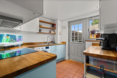 2 bedroom Cottage for sale in Cedar Tree Farm, Fosse Way, Radford Semele, Leamington Spa