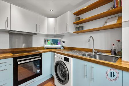 2 bedroom Cottage for sale in Cedar Tree Farm, Fosse Way, Radford Semele, Leamington Spa