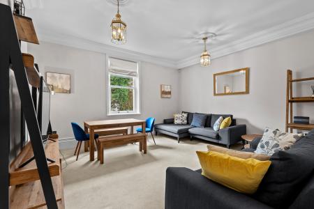 2 bedroom Flat to let in Northumberland Road, Leamington Spa, CV32