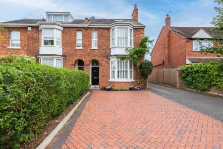 Tachbrook Road, Leamington Spa