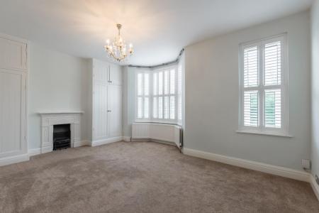 5 bedroom Semi-detached house for sale in Tachbrook Road, Leamington Spa