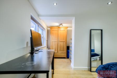 1 bedroom Flat to let in Warwick Place, Leamington Spa, CV32