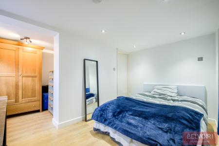 1 bedroom Flat to let in Warwick Place, Leamington Spa, CV32