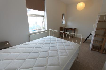 1 bedroom Cottage to let in Fairlawn Close, Leamington Spa, CV32