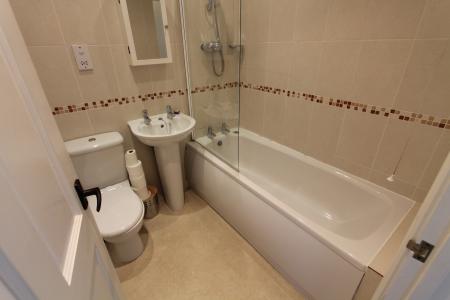 1 bedroom Cottage to let in Fairlawn Close, Leamington Spa, CV32