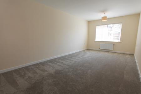 4 bedroom Detached house to let in Macaulay Road, Bishops Itchington, CV47